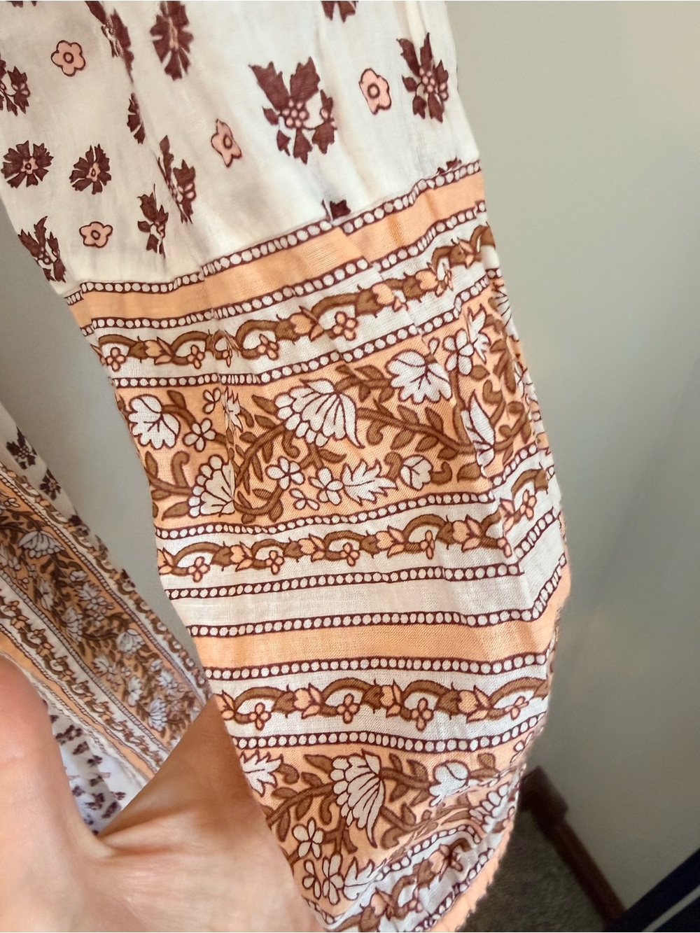 Cleobella cream midi dress with brown paisley border size small - Picture 4 of 4